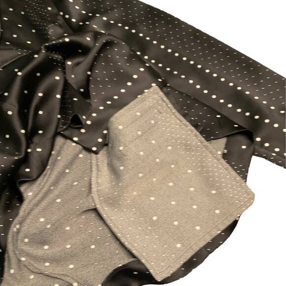 NWOT Victoria’s Secret Black Satin Dot Smoking Jacket with Pockets Size Large - Picture 8 of 9
